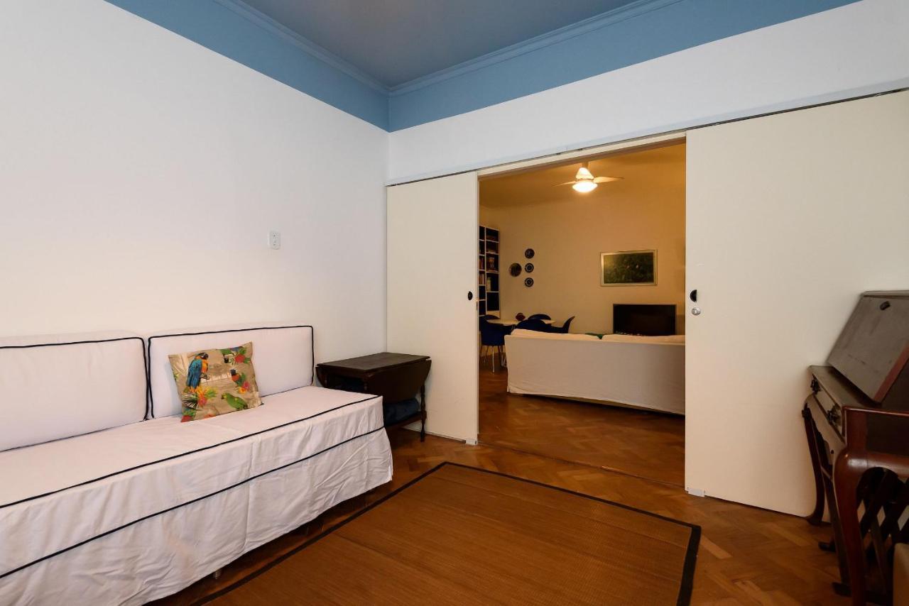 Apartamento Leblon: Perto Da Praia, Restaurantes E Metro